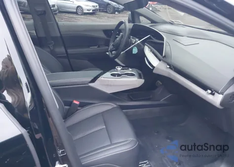 2025 Cadillac Optiq Sport 1 Awd z USA, uszkodzony, nr VIN 3GYK3EMR9SS223505